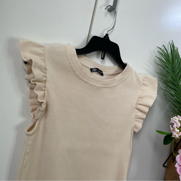 Zara Ruffled Sleeve Top - Picture 6 of 9